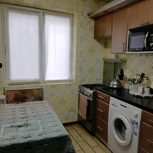  Hostel 
