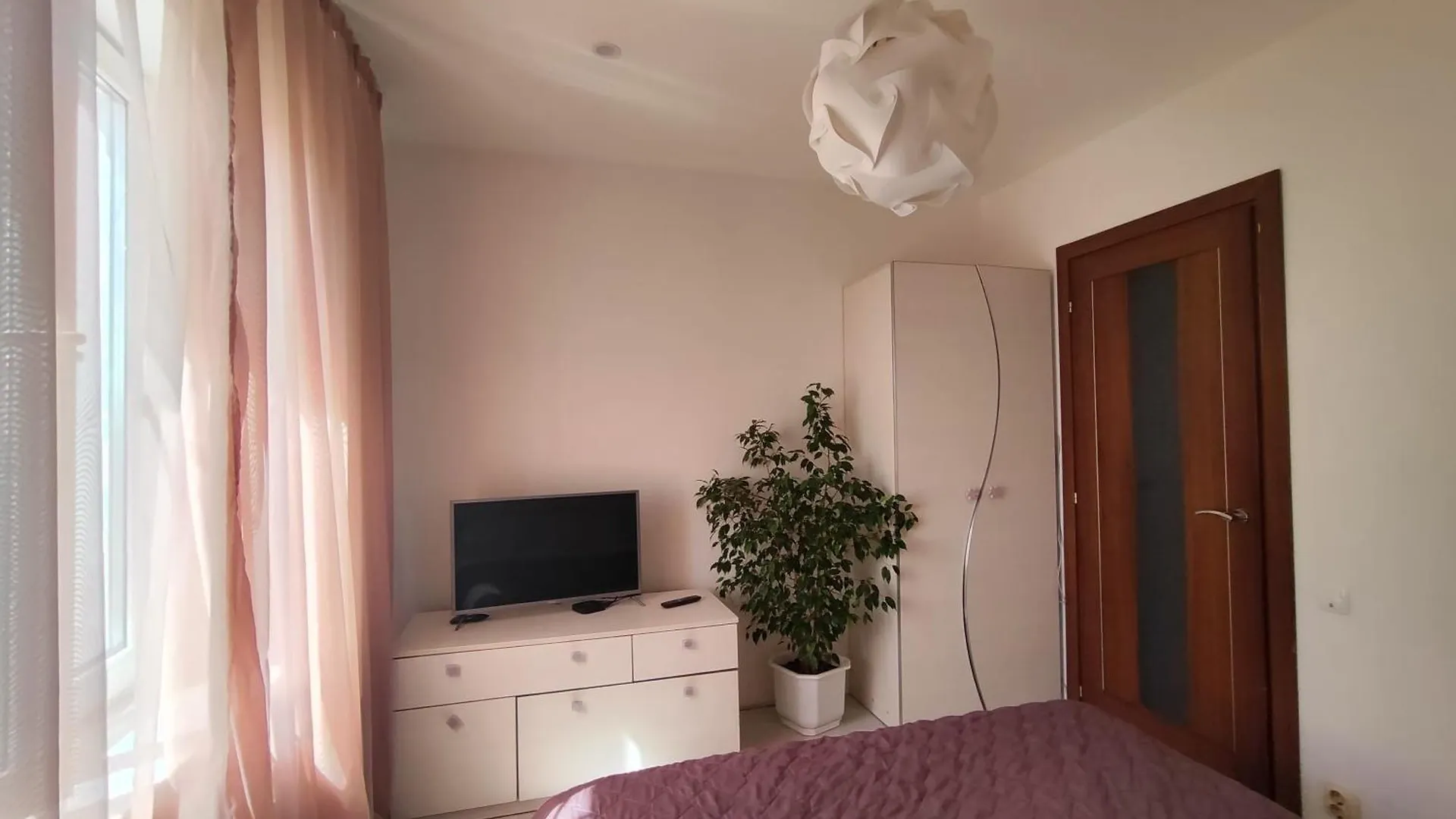 1/10 Вулиця Радунська Appartement Kiev